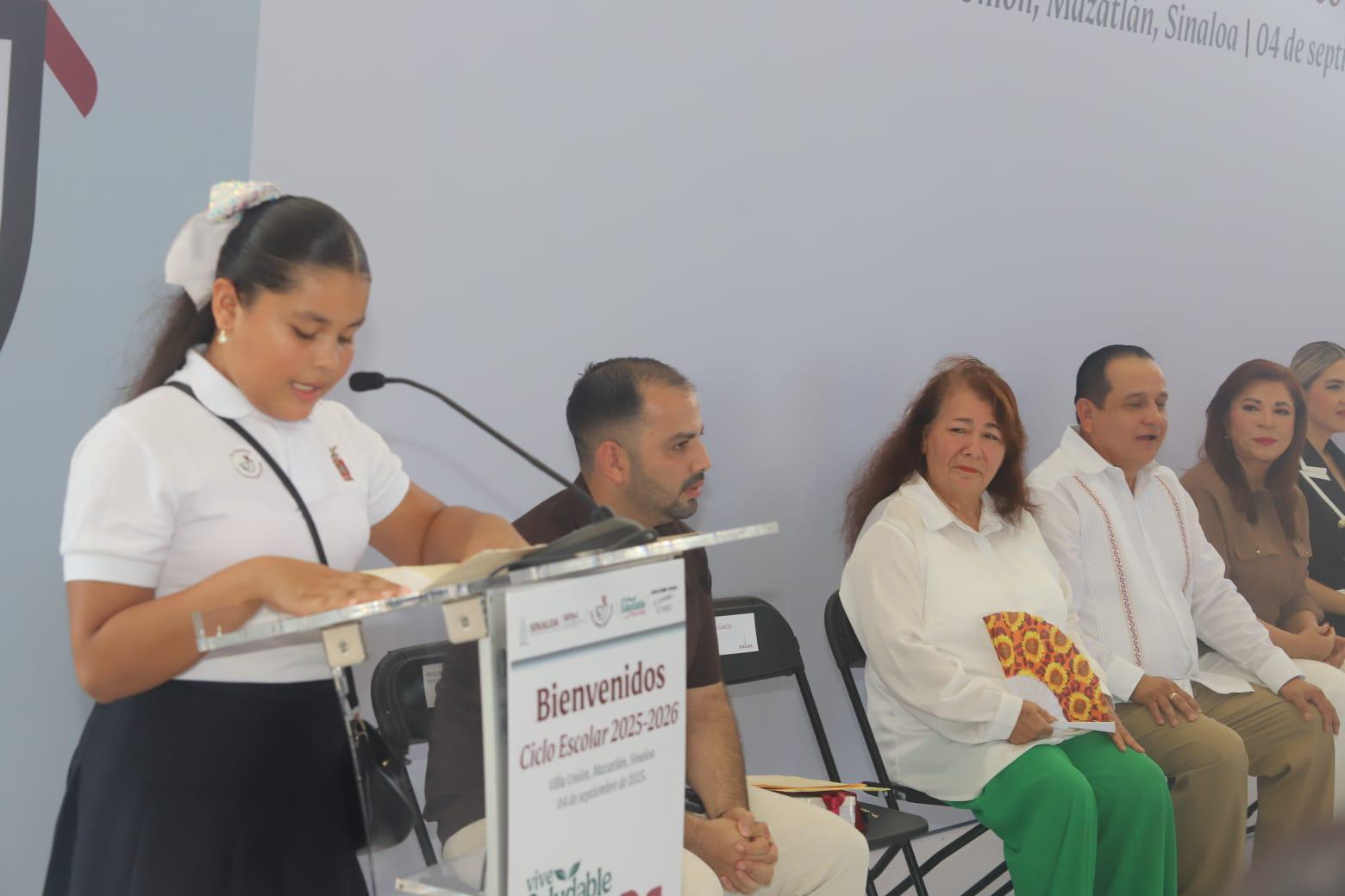 $!Encabeza Rubén Rocha Moya el arranque del ciclo escolar 2025-2026 para todos los sinaloenses