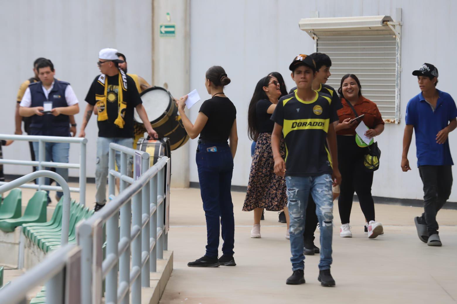$!El debut de Dorados en Mazatlán decepciona por la escasa asistencia en El Encanto