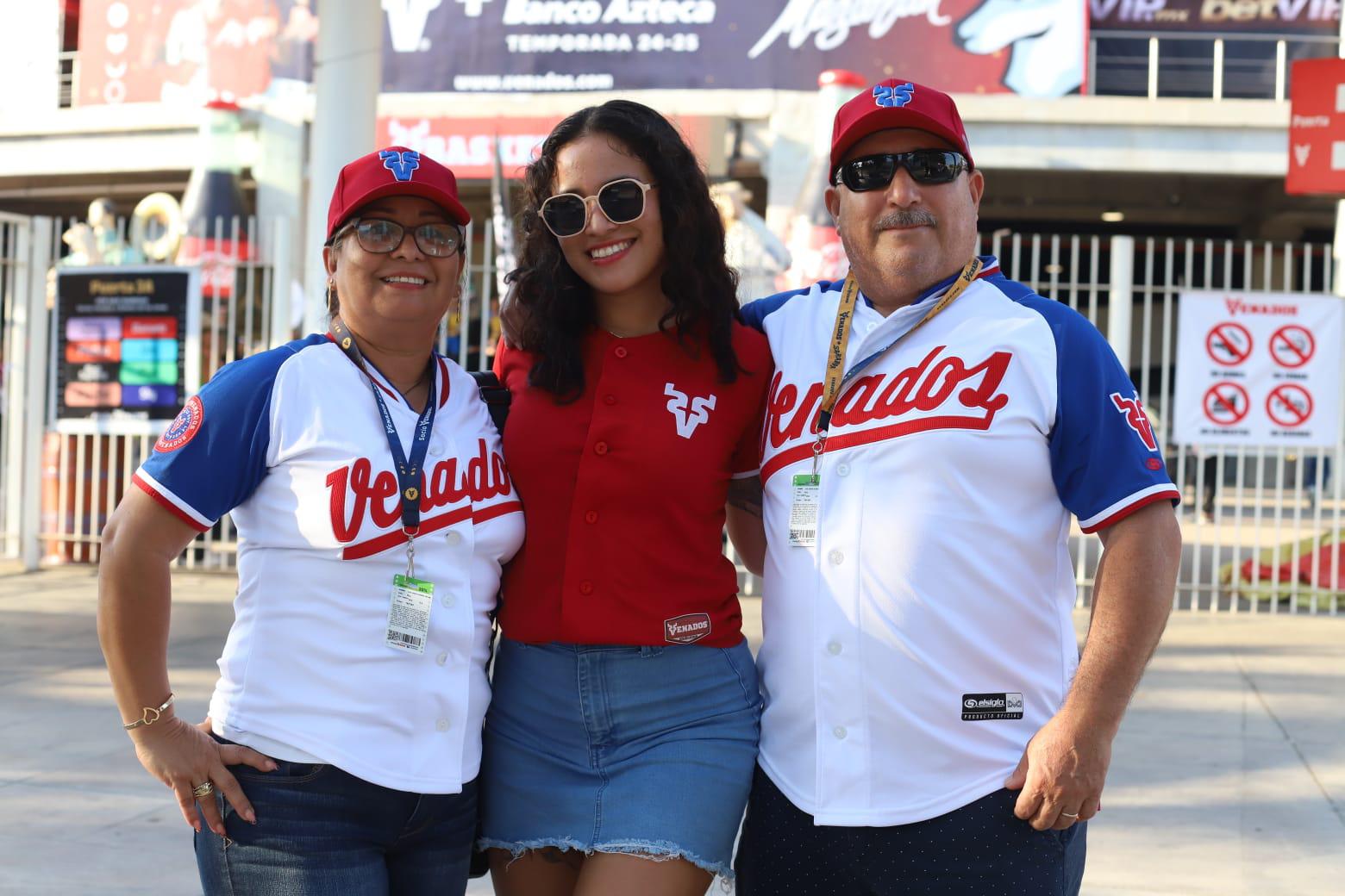 $!Juany Rodríguez, Iveth Romero yJosé Romero.