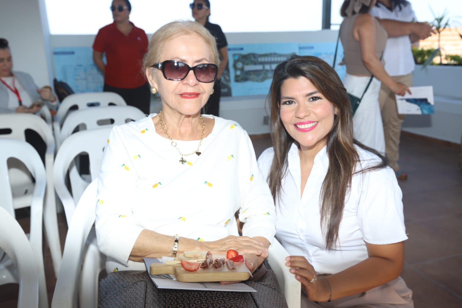 $!Lourdes Santillán y Lourdes Guerrero.