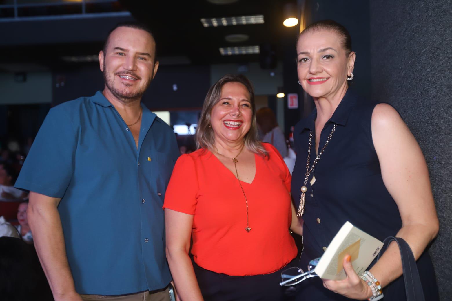 $!Édgar Romero, Karla Varela y Vivian Troncoso.