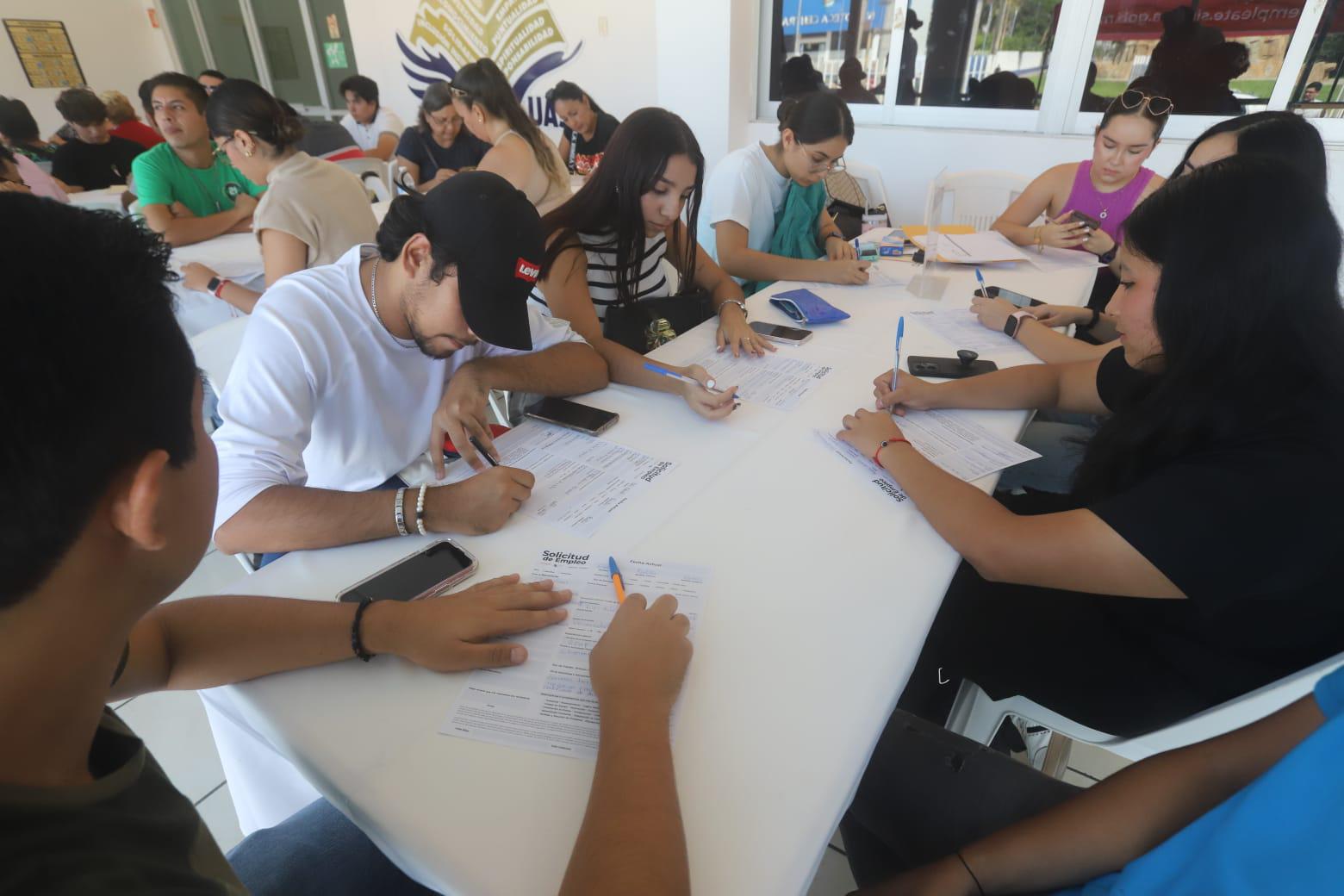 $!Con más de 400 vacantes, celebran en Mazatlán la Feria Nacional del Empleo para Grupos Vulnerables