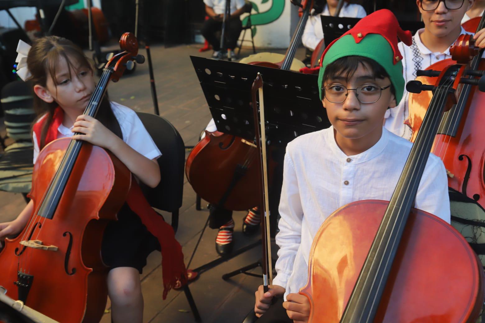 $!Flor de María Hernández y Mateo Castro.