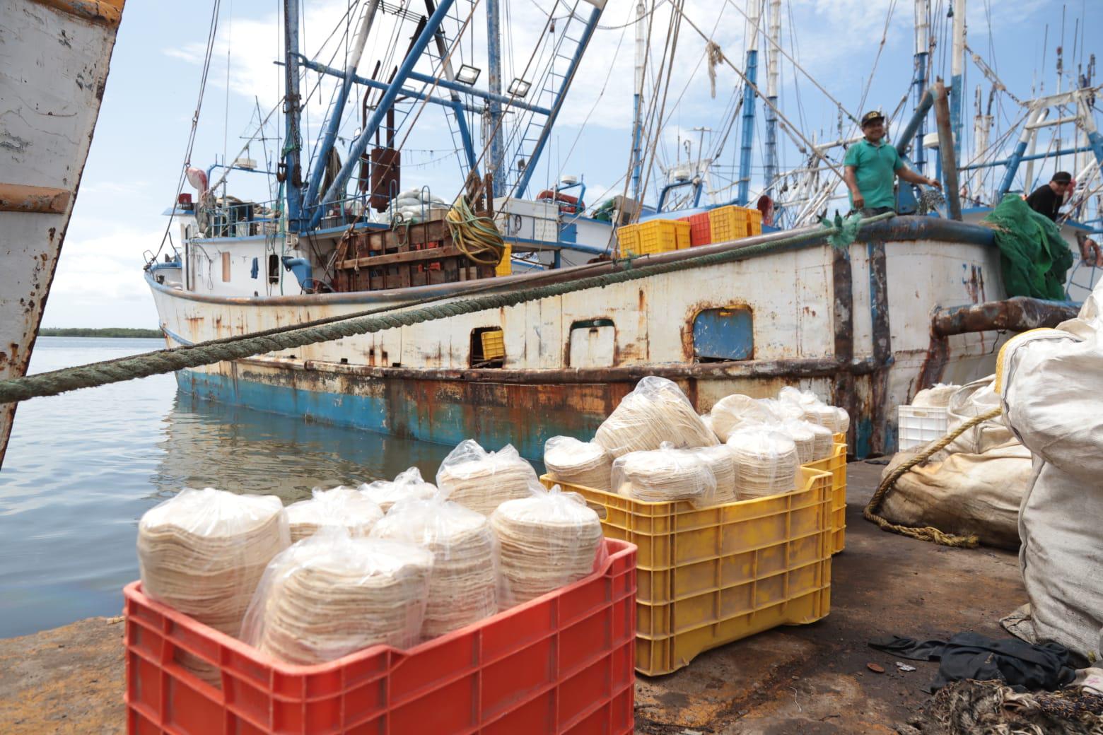 $!Capitanía de Puerto mantiene restricción a la navegación en Mazatlán por las condiciones climáticas