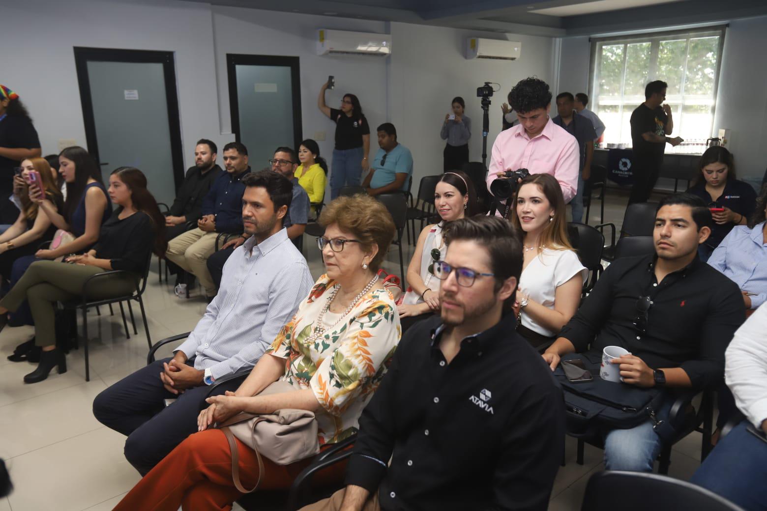 $!Buscan Jóvenes Industriales de Canacintra promover espacios para emprendedores