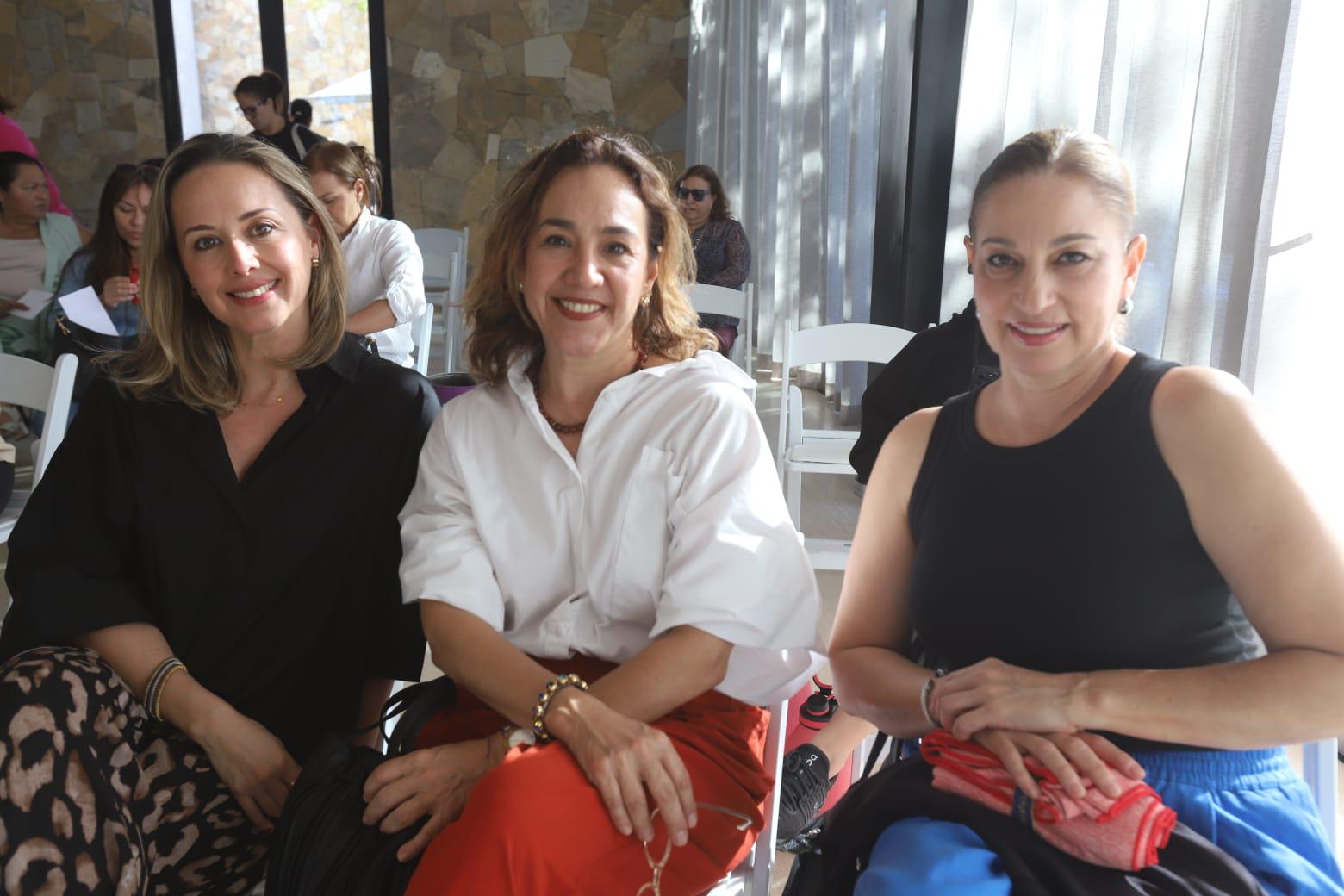 $!Alejandra Contreras, Viviana González y Coyo Alduenda.