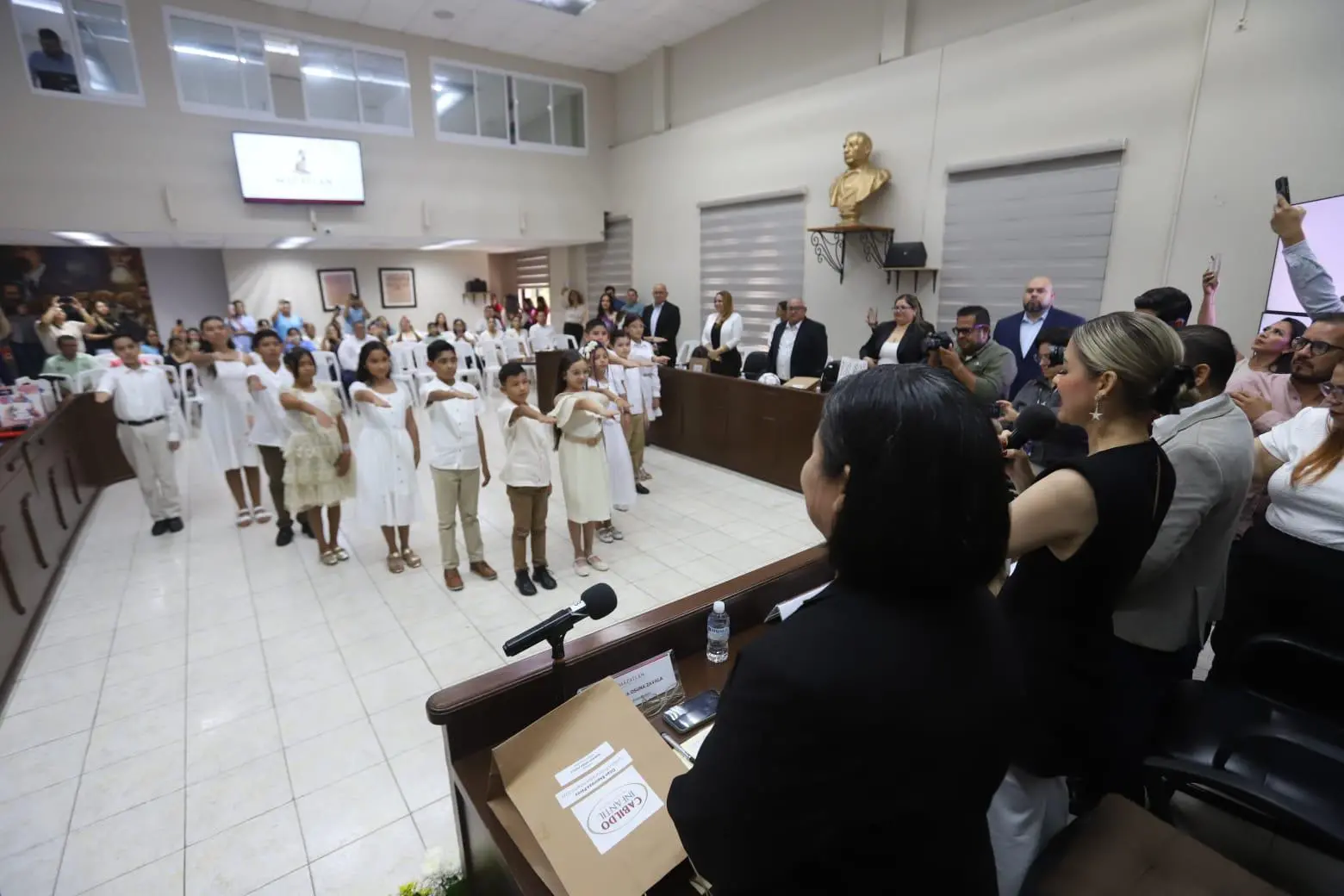 $!Divany Yissel llama a construir un mejor futuro para los niños en Mazatlán