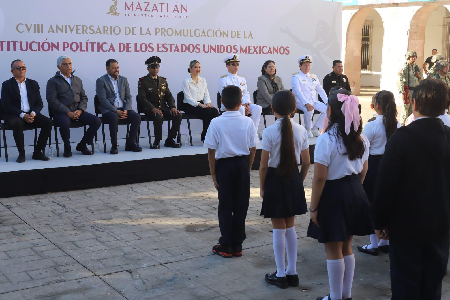 $!Conmemoran en Mazatlán el 108 aniversario de la Constitución de 1917