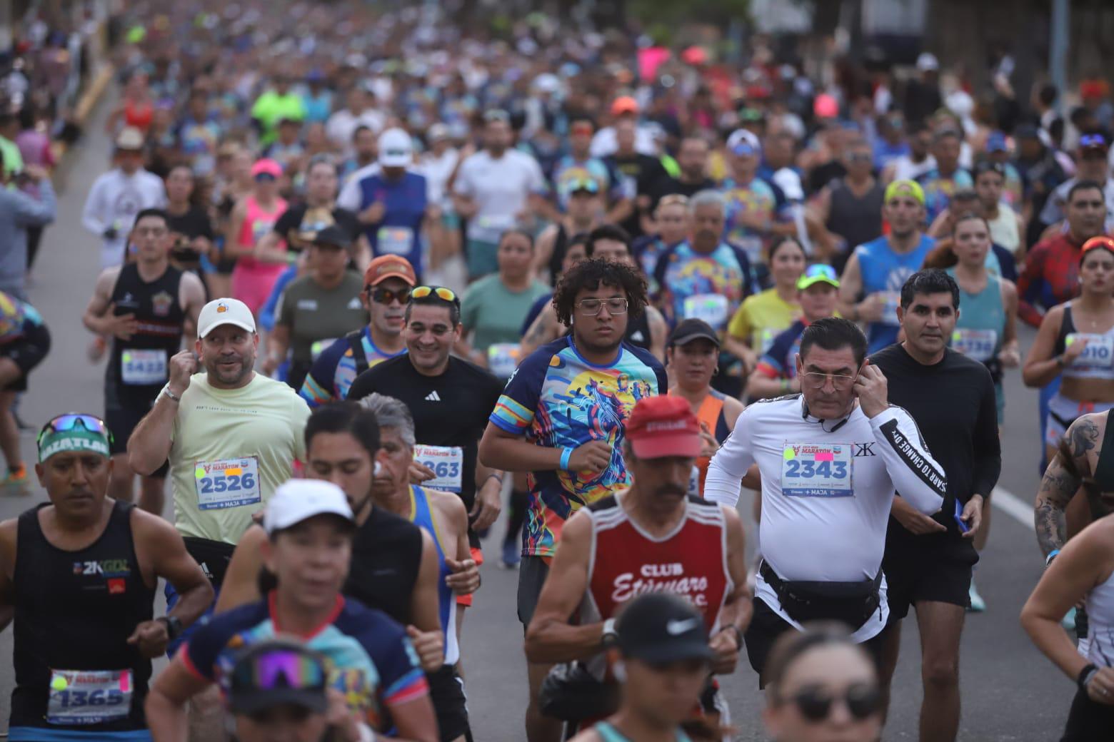 $!Se pone en marcha la fiesta de los 21K y 42K del Gran Maratón Mazatlán