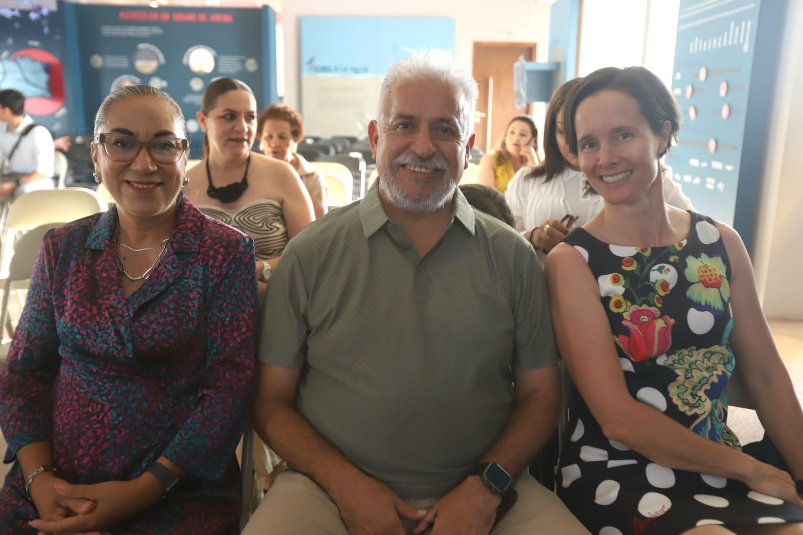 $!Beatriz Álvarez Velasco, Juan Manuel Piña Romero y Maaike Hoekstra.