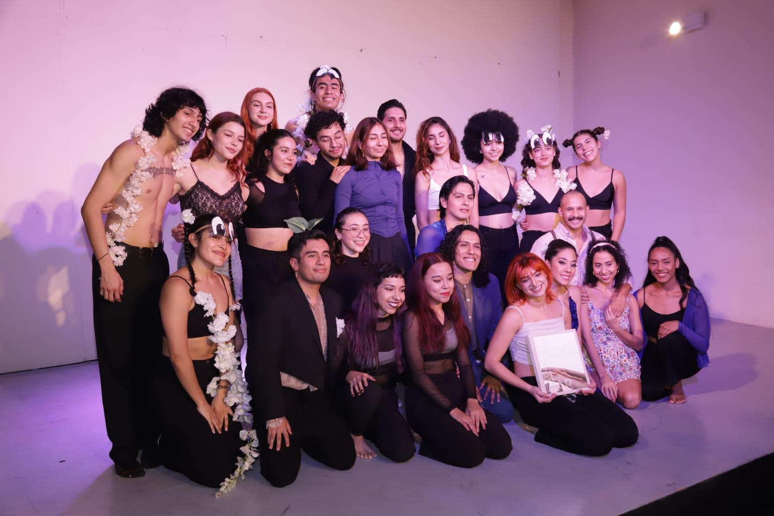 $!El espectáculo “Efflorescencia”, función a beneficio de la bailarina María Laura Gómez Llanos se celebró en Casa Haas.