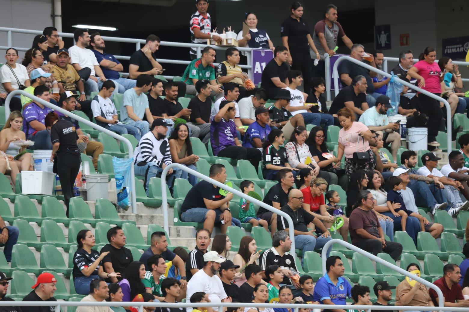 $!Dorados se saca la espina y rescata un agónico empate en su esperado regreso a Sinaloa