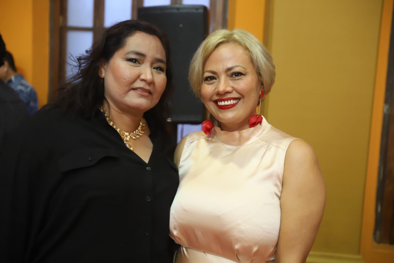 $!Yazmin Liliana González y María del Rosario Sánchez.