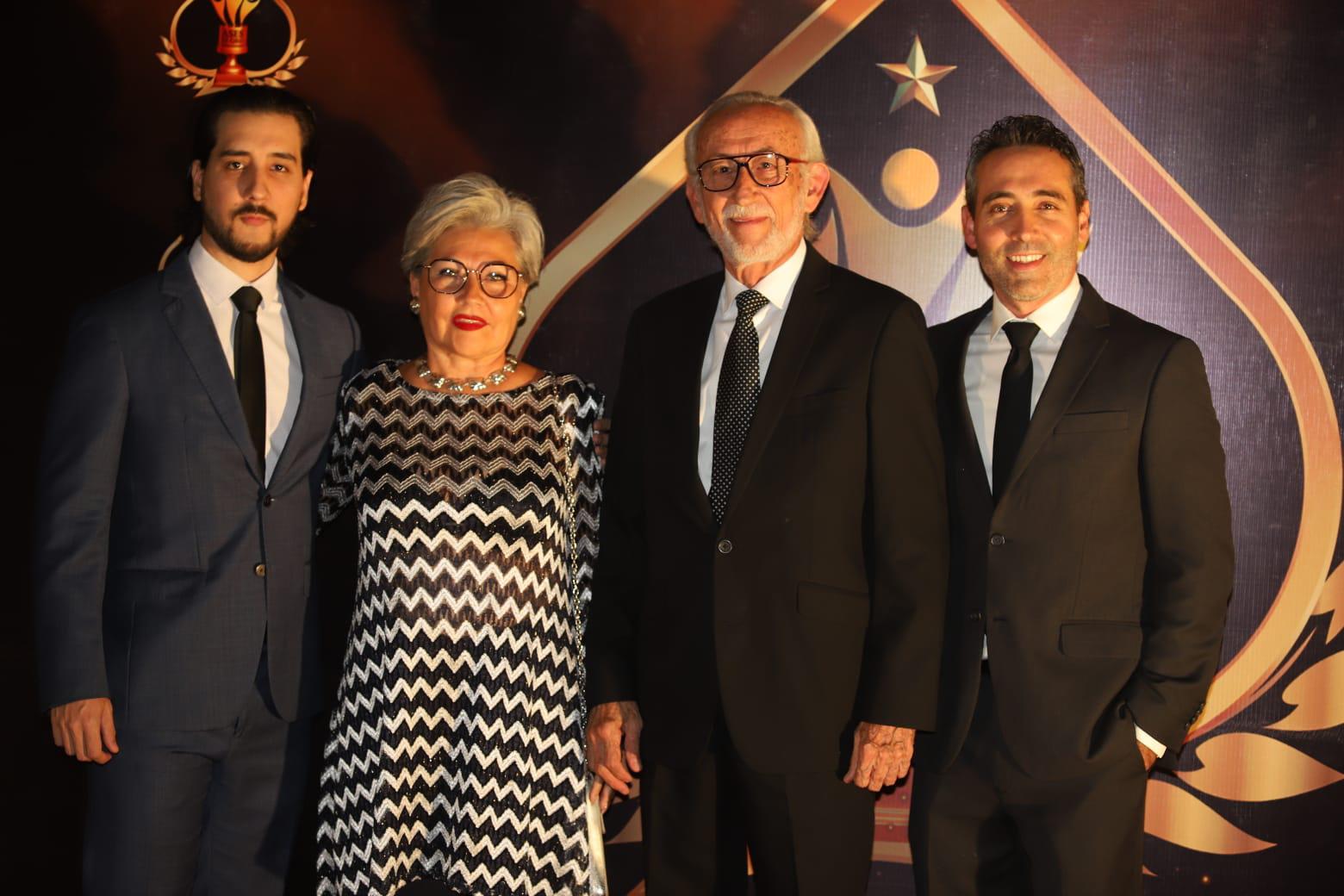 $!Fernando Aguilar, Fernanda López de Aguilar, Octavio Aguilar y Roberto Aguilar.