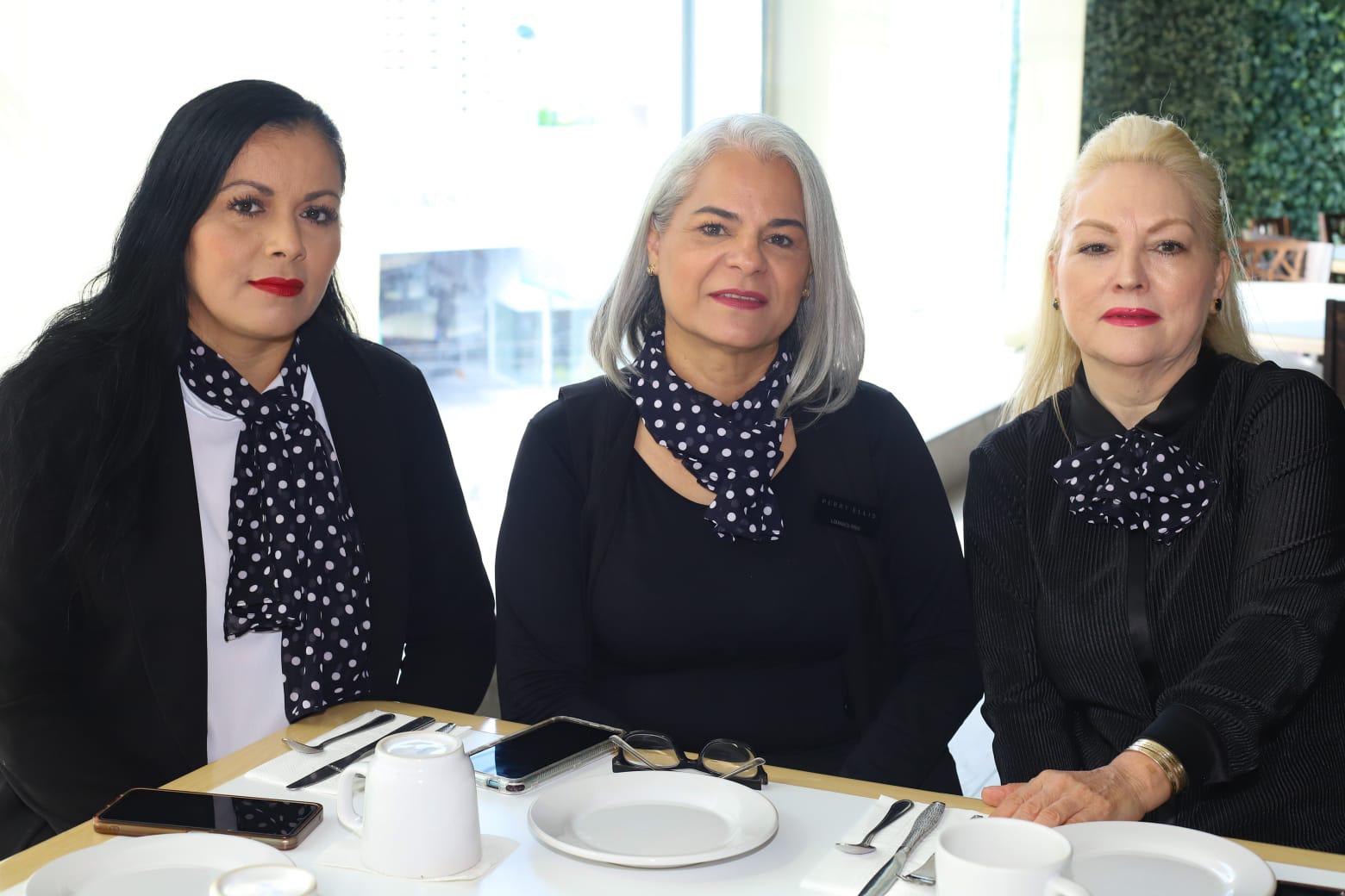 $!Fabiola Tortoledo, Lourdes Uribe y Luz del Carmen Montoya.