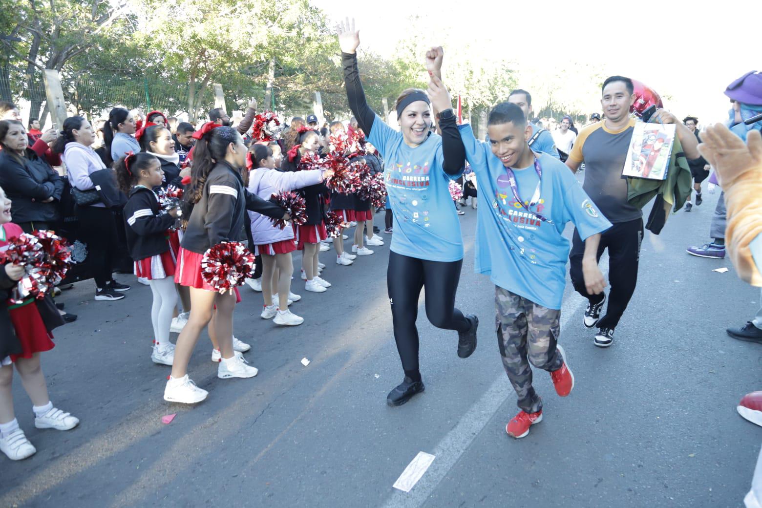 $!Más de mil personas muestran su solidaridad en la cuarta Carrera Inclusiva del ICO