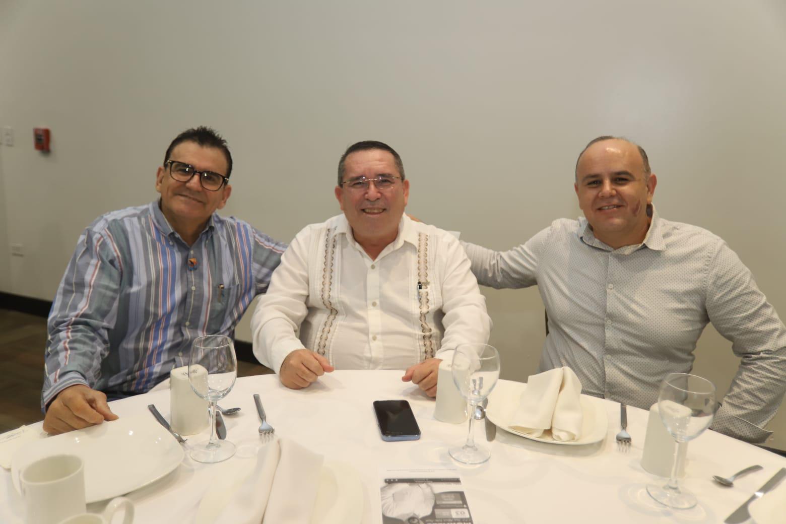$!Martín Sánchez Reynoso, Enrique Lizárraga Tirado y Galdino Manjárrez.