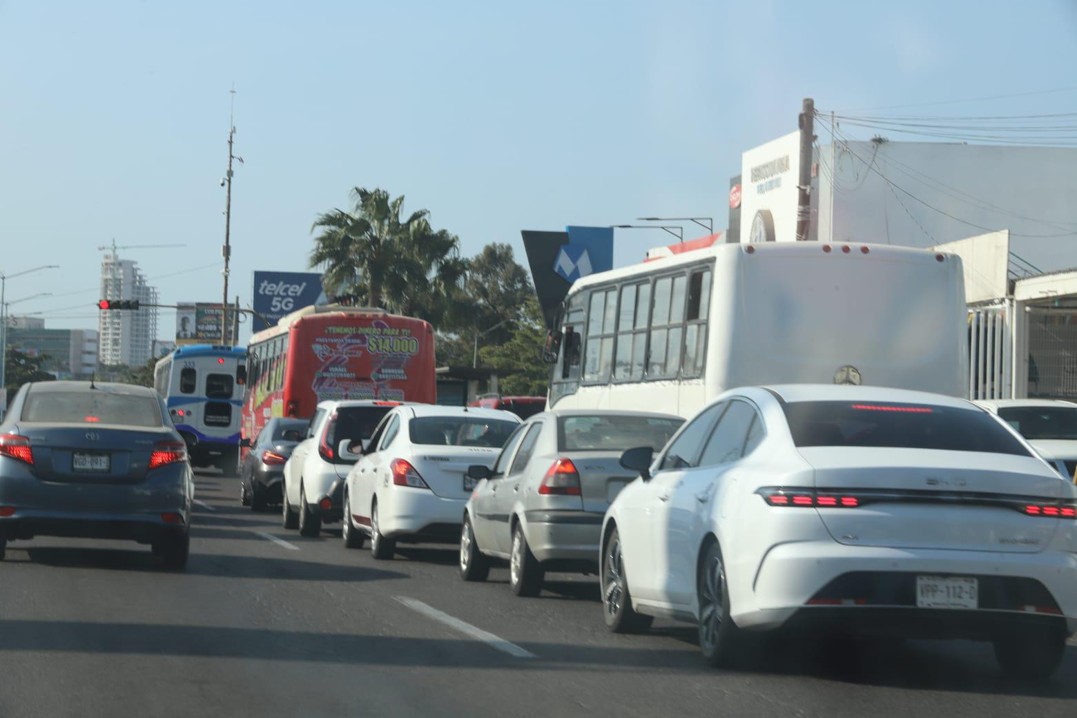 $!Operan rutas de camiones con normalidad este lunes en Mazatlán