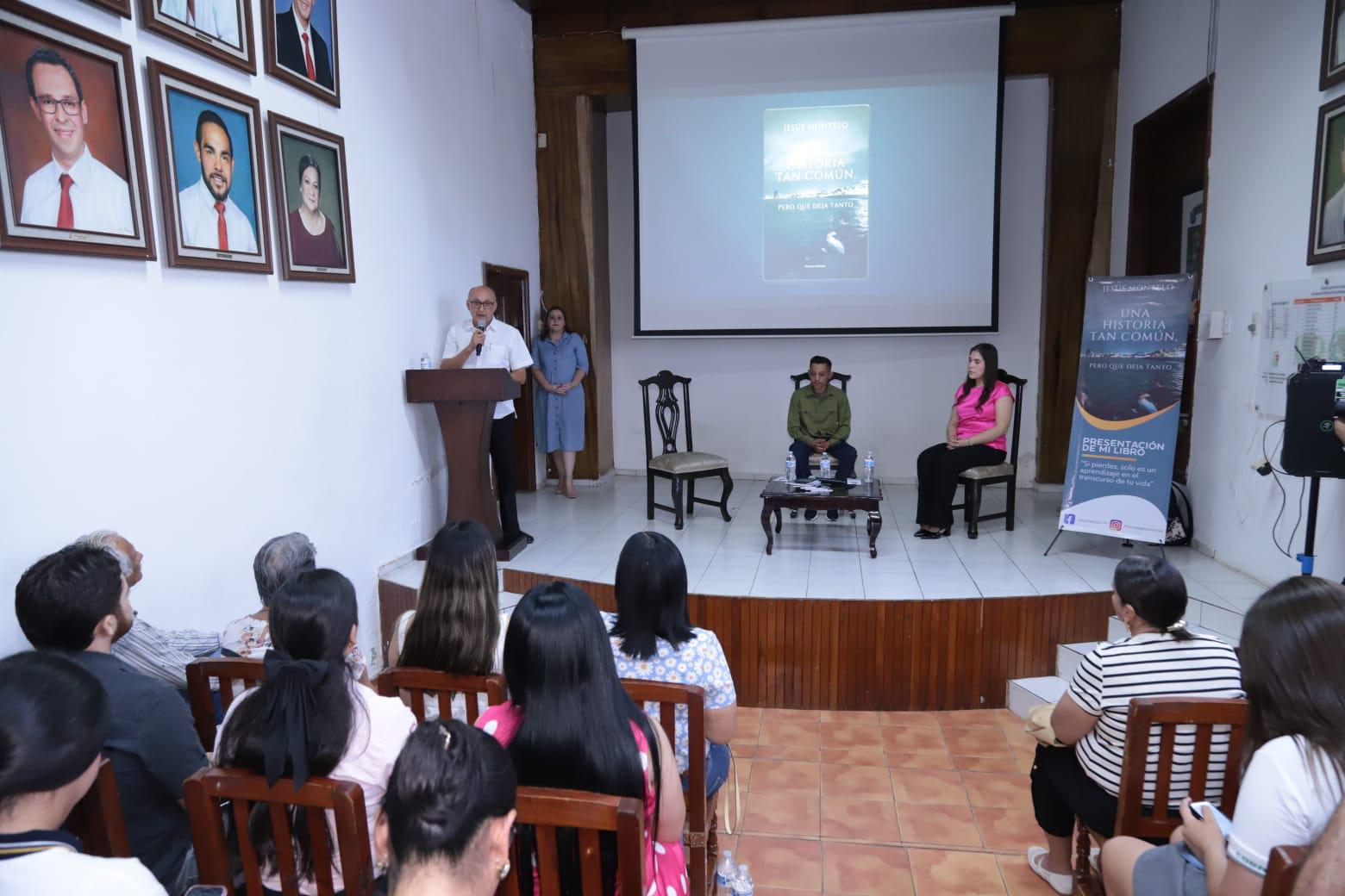 $!Presentan el libro ‘Una historia tan común’ del escritor Marcos de Jesús Montes López