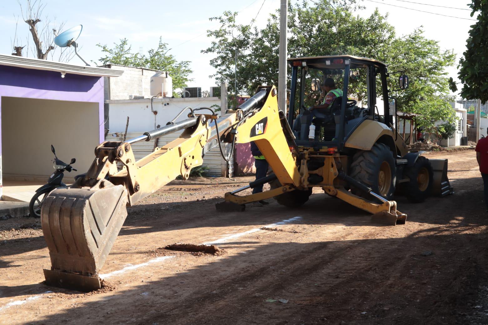 $!Dan banderazo de inicio de obras en la colonia Loma Bonita, en Mazatlán