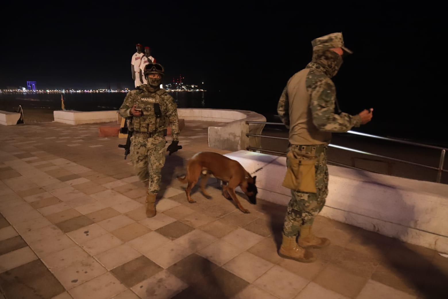$!Reportan movilización policíaca en el malecón de Mazatlán