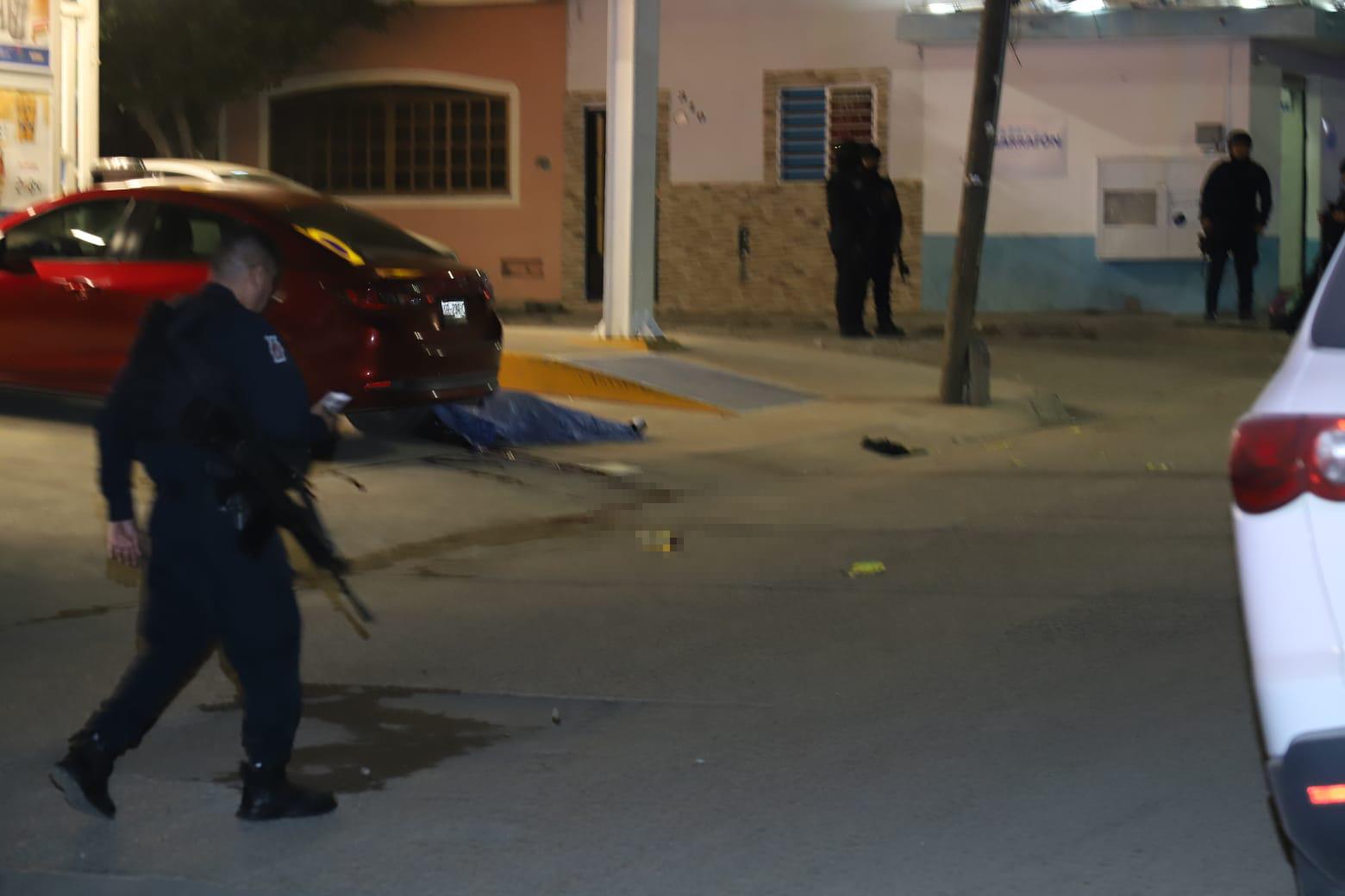 $!A balazos matan a un hombre en el fraccionamiento Hogar del Pescador de Mazatlán