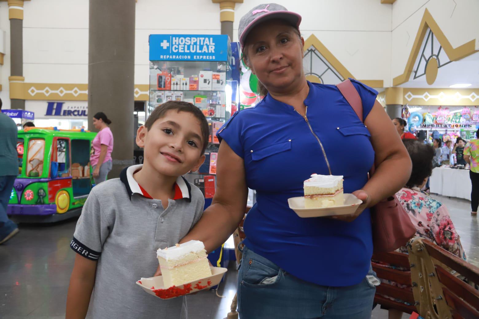 $!José Alberto Colón y Lucila Aguirre.