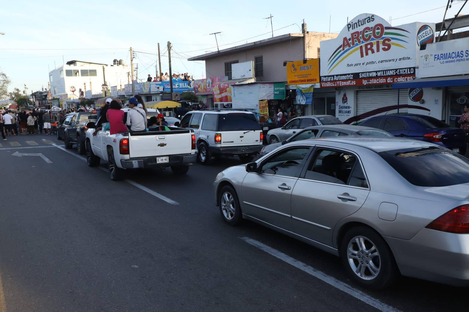 $!Desfile del Carnaval de Villa Unión atora el éxodo de vacacionistas