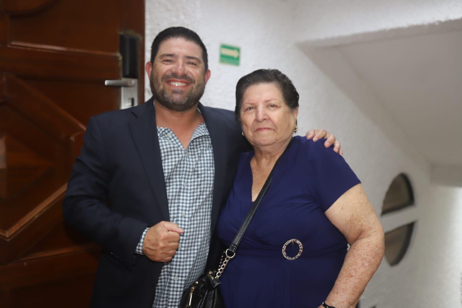 $!Sergio y Ascensión Lizárraga.