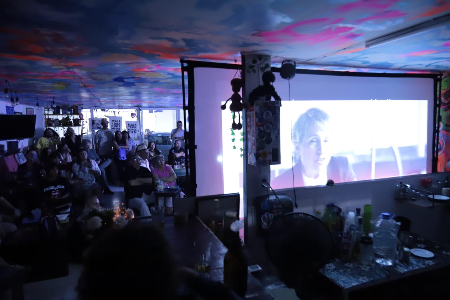 $!Memoria y justicia: Familia de Javier Valdez lo recuerda con conversatorio en Mazatlán