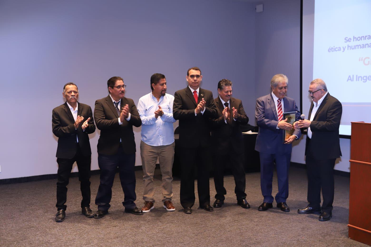 $!Entra en acciones el nuevo Consejo Directivo del Colegio Integral de Peritos Valuadores