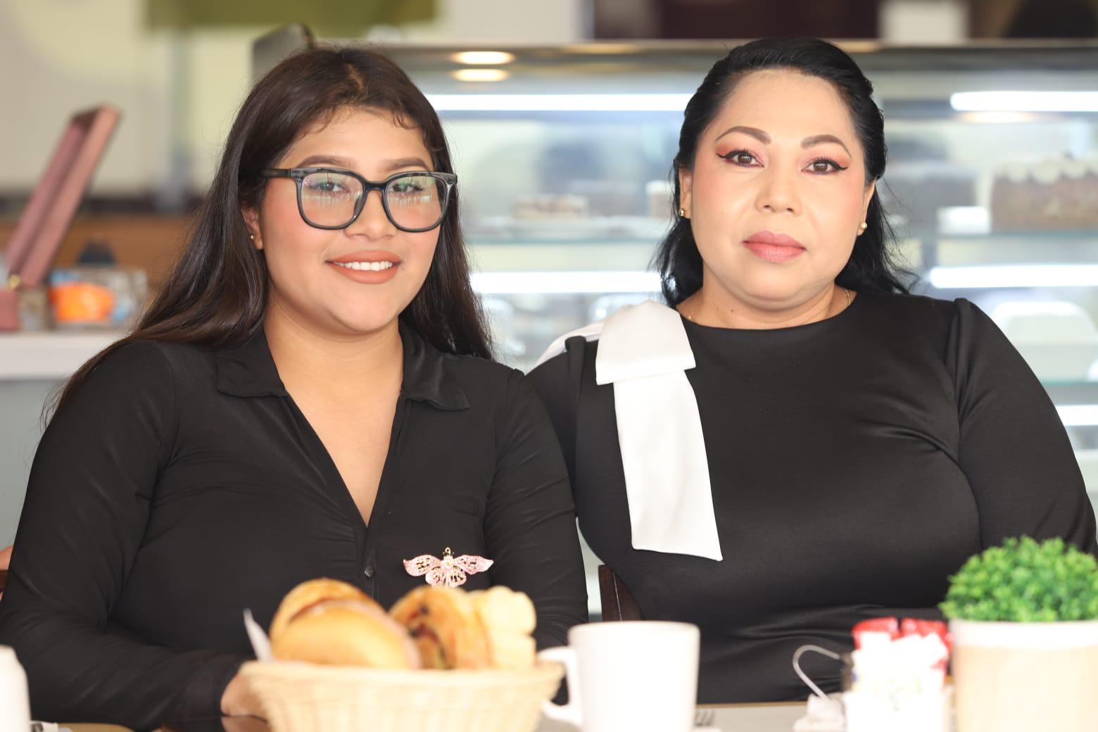 $!Nereyda Hernández y Lorenza Ceja.