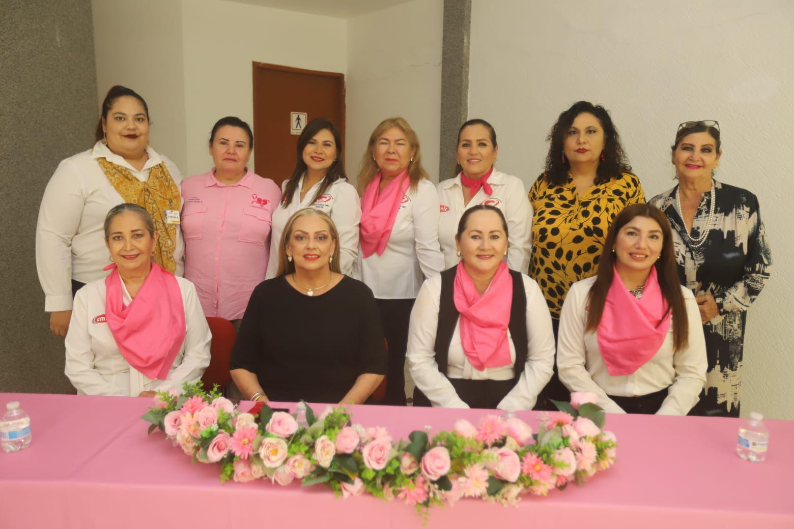 $!Inspira Ojeda Íñiguez a empresarias mazatlecas con conferencia sobre liderazgo femenino