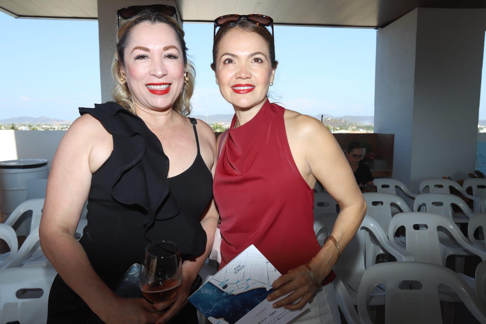 $!Cindy Flores y Verónica Romero.