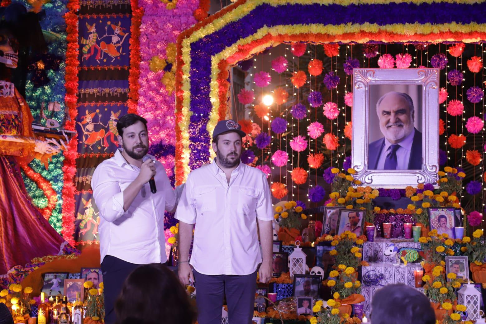 $!Daniel y Carlos Berdegué expresaron unas palabras a los presentes.