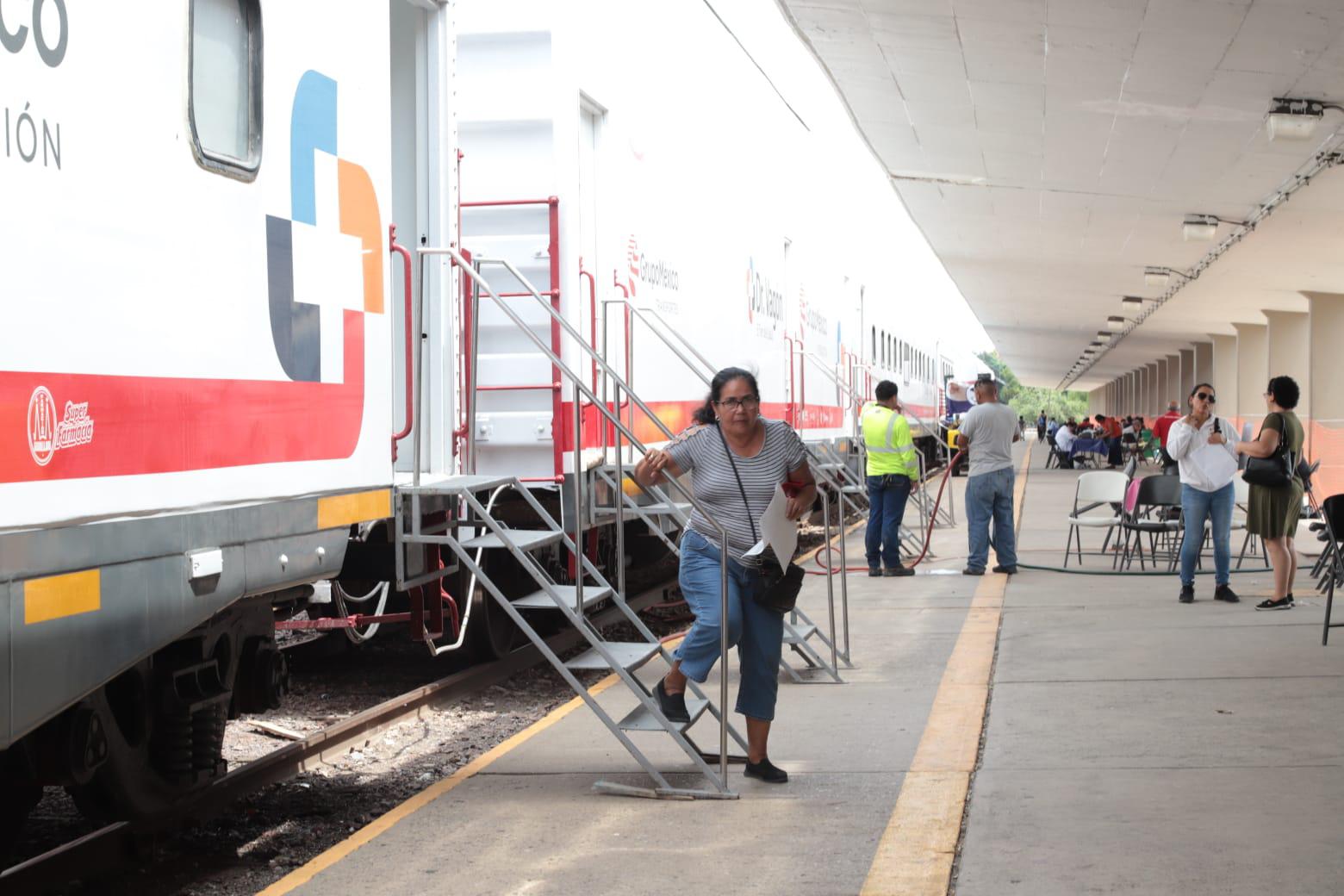 $!Llaman en el Doctor Vagón a aprovechar en Mazatlán servicios de Pediatría y Mastografía