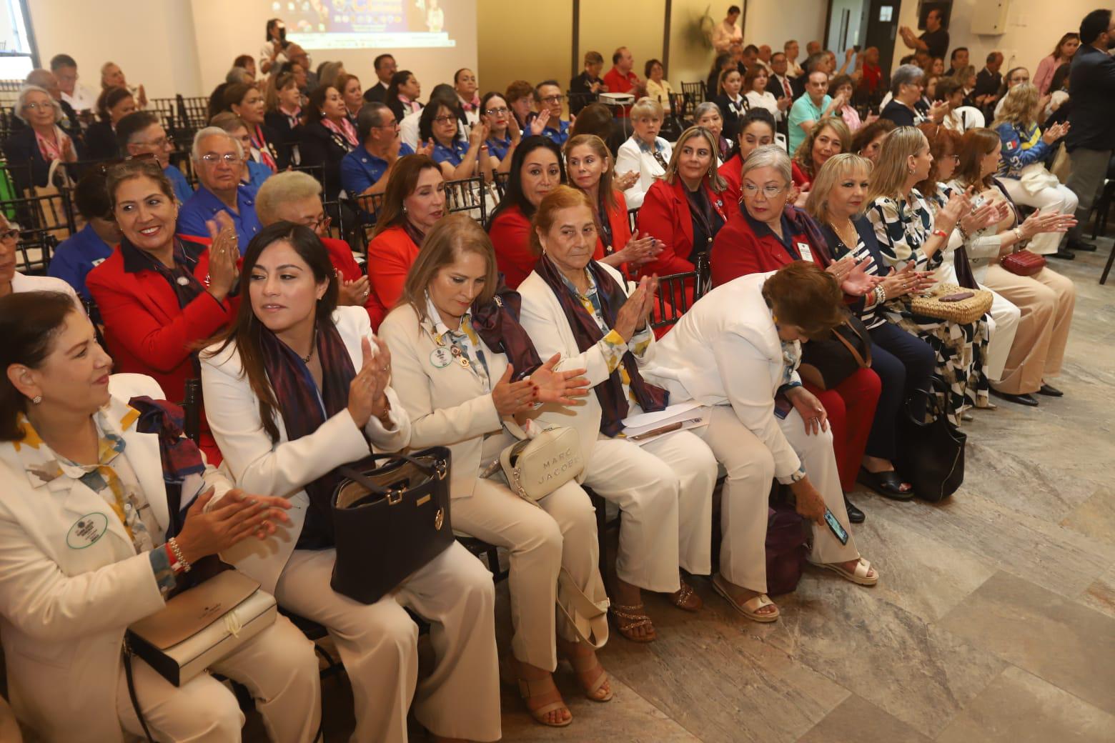 $!Inauguran en Mazatlán convención del Club de Leones