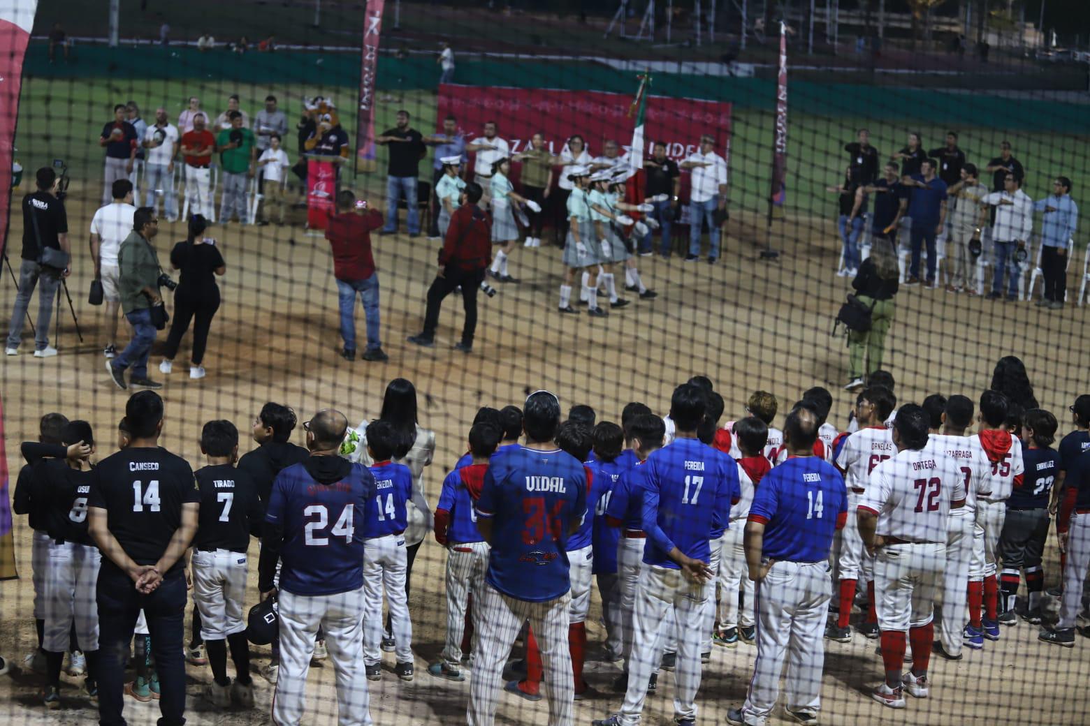 $!Arranca la Primera Liga Infantil de Beisbol en Mazatlán