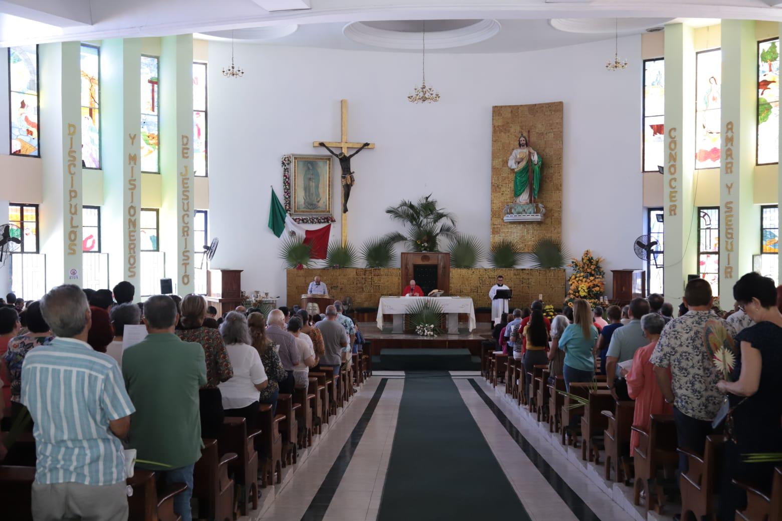 $!Celebra parroquia San Judas Tadeo el Domingo de Ramos con lectura de la ‘Pasión del Señor’