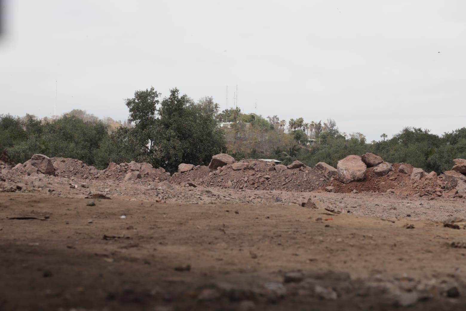 $!Invasión en Parque Bonfil continúa extendiéndose por varios terrenos del manglar