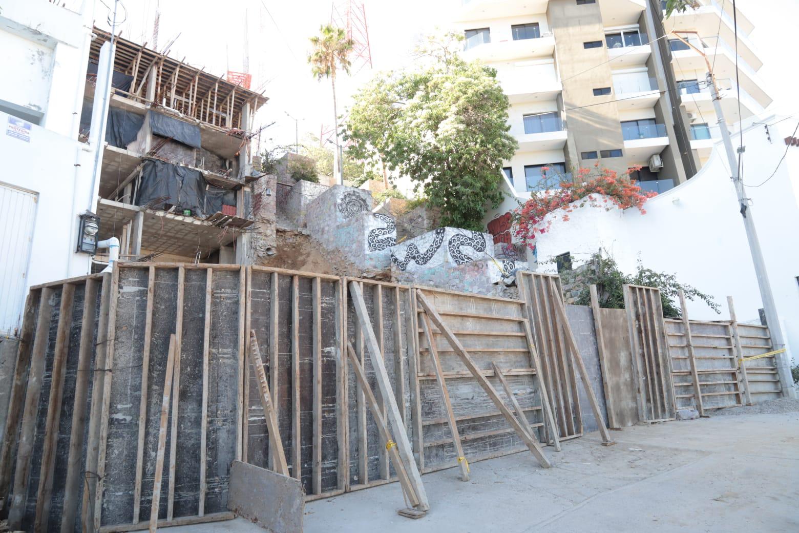 $!Derrumbe del ‘Mirador del Alba’, un golpe al alma histórica de Mazatlán