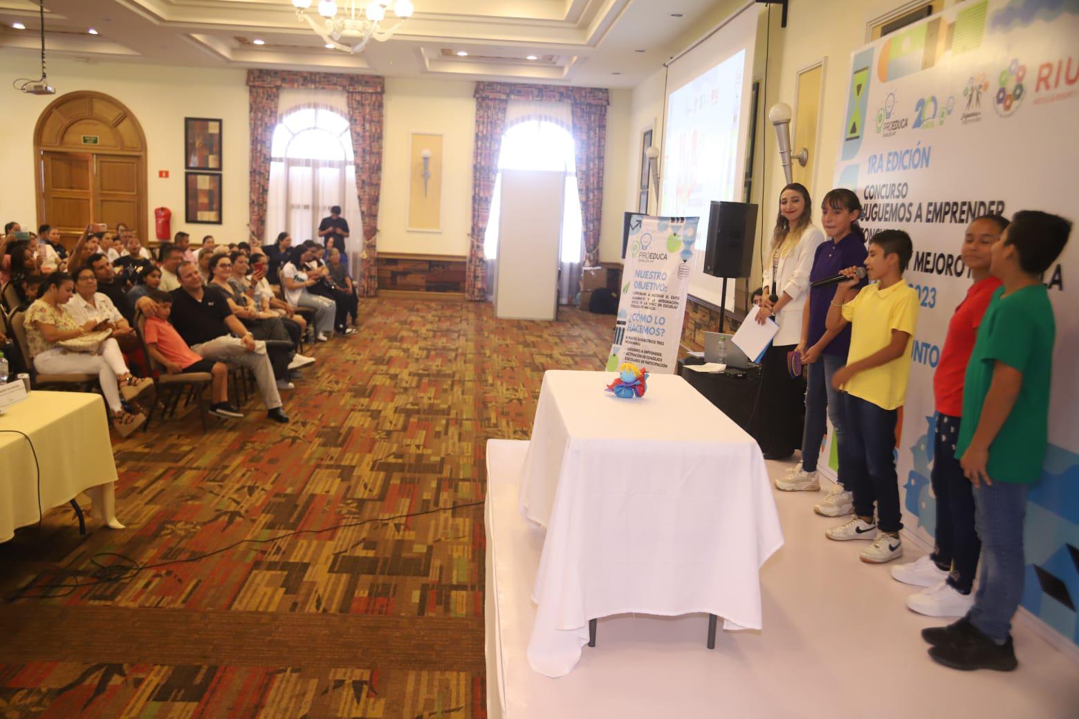 $!Crean sus propias ‘empresitas’ niños de primarias públicas de Mazatlán