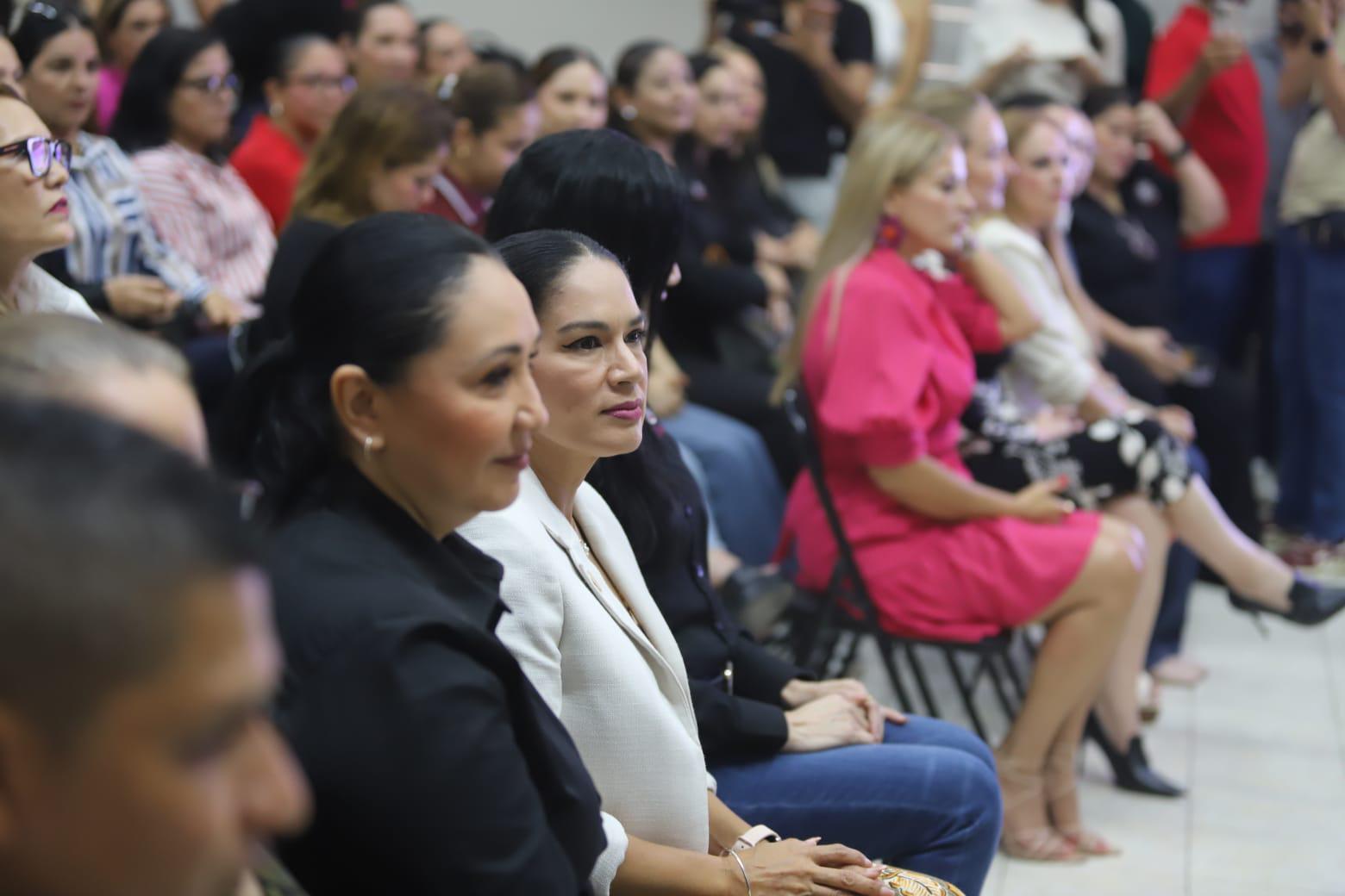 $!Presenta Gobierno de Mazatlán aplicación Mujer Segura MZT