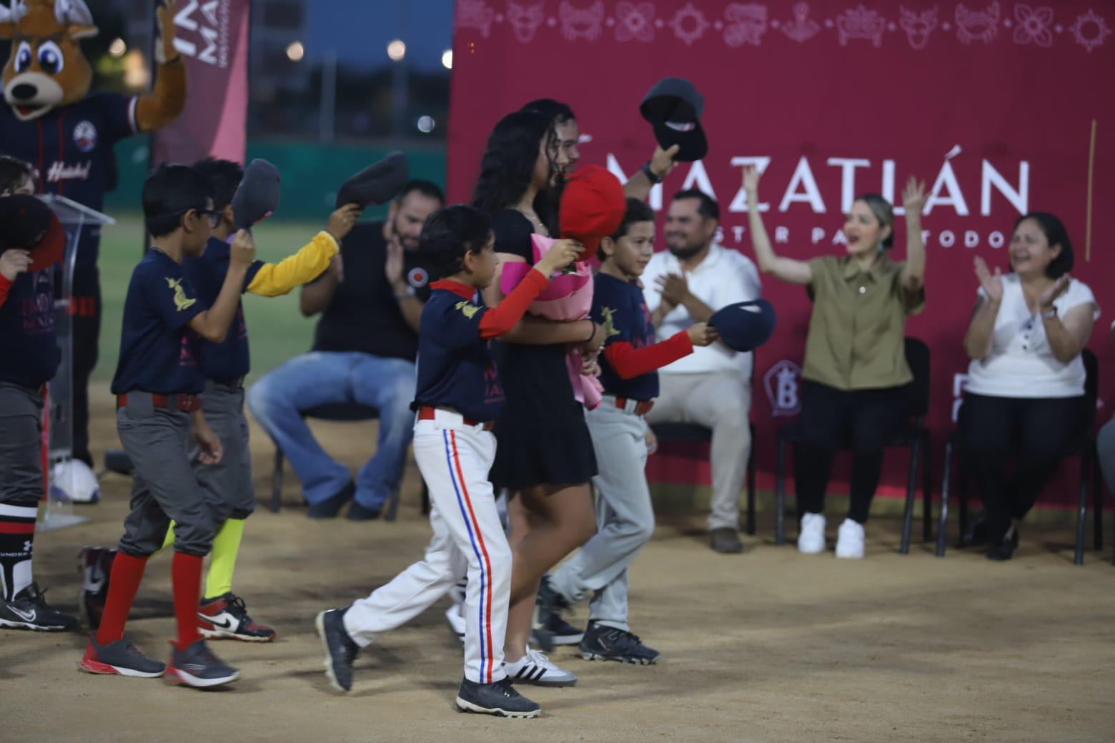 $!Arranca la Primera Liga Infantil de Beisbol en Mazatlán
