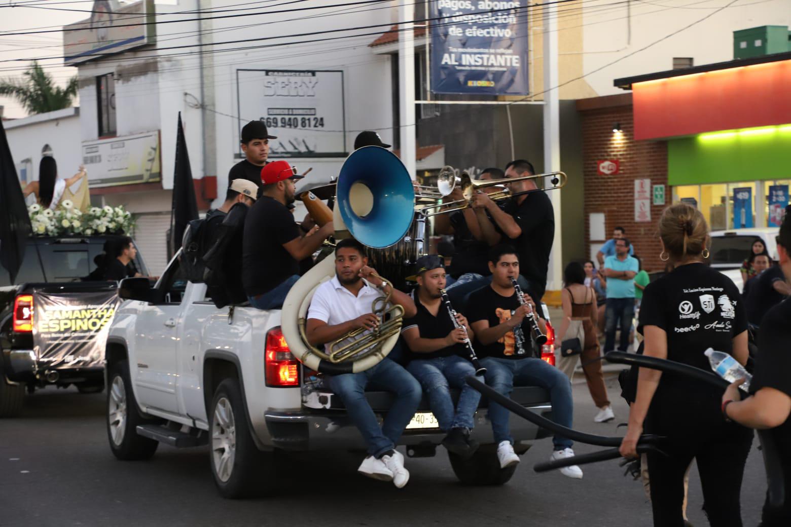 $!Inicia el Carnaval de Mazatlán 2024 con la alegría de la primera manifestación