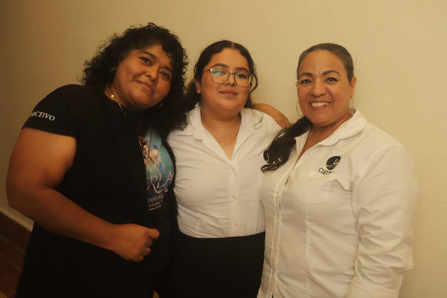 $!Mary Castillo, Jatziry Ontiveros y Carla López.