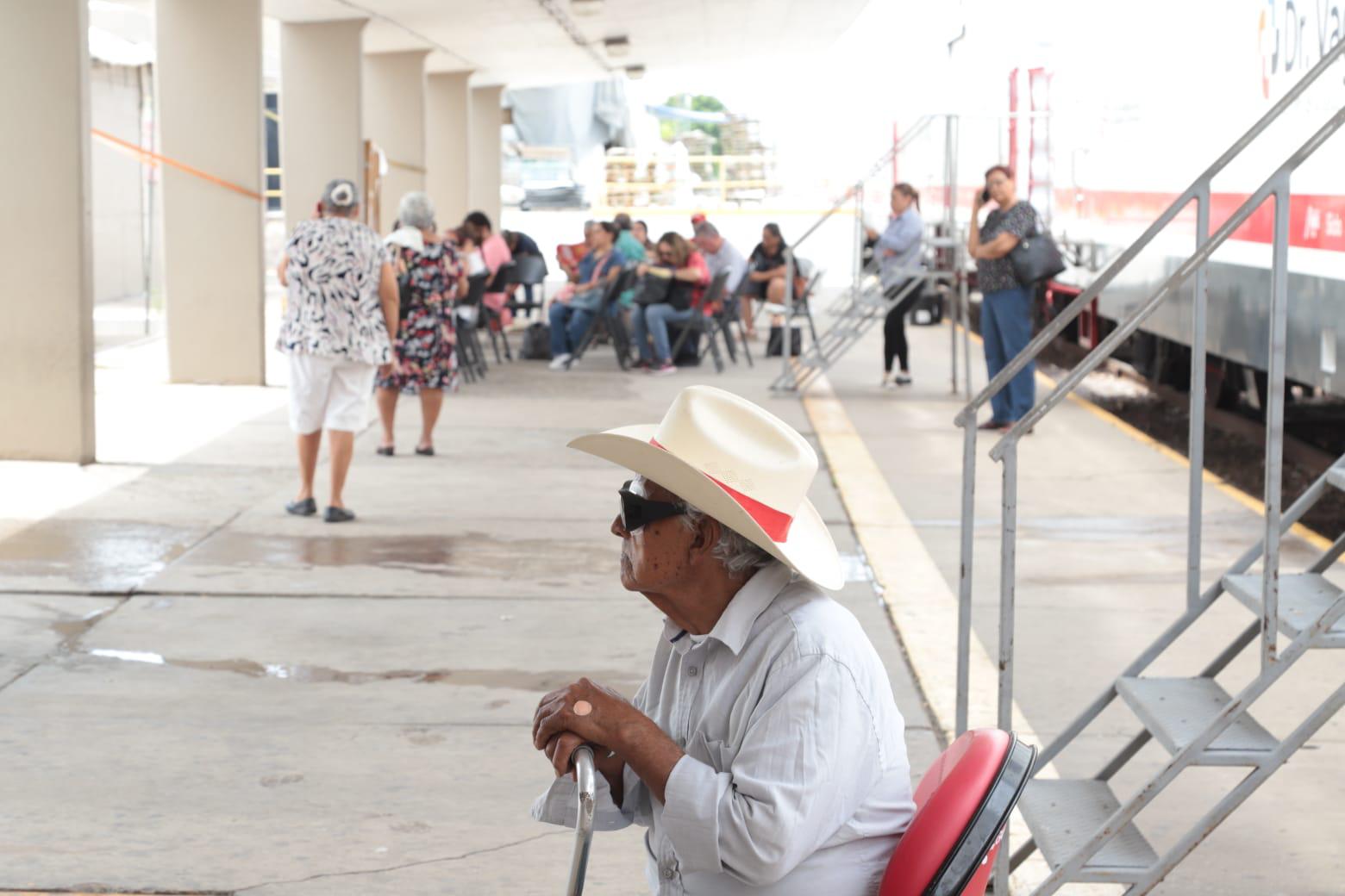 $!Llaman en el Doctor Vagón a aprovechar en Mazatlán servicios de Pediatría y Mastografía