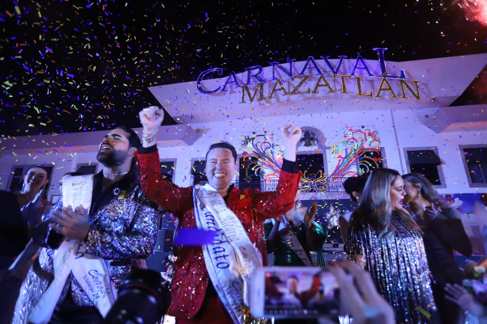 $!María Paula es Reina Infantil y Héctor Limón Rey de la Alegría del Carnaval de Mazatlán