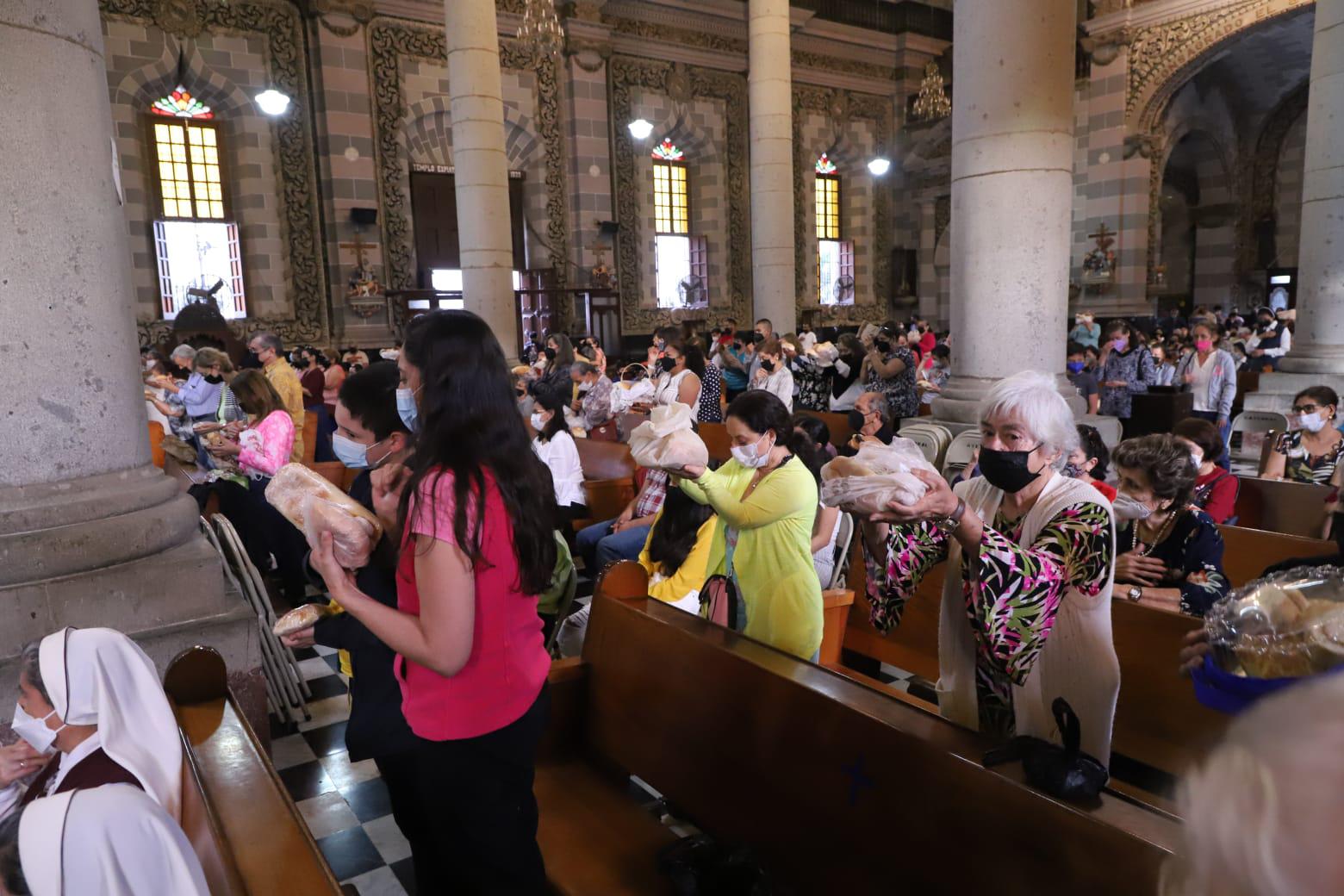 $!En Mazatlán recuerdan la Última Cena de Jesús con sus discípulos