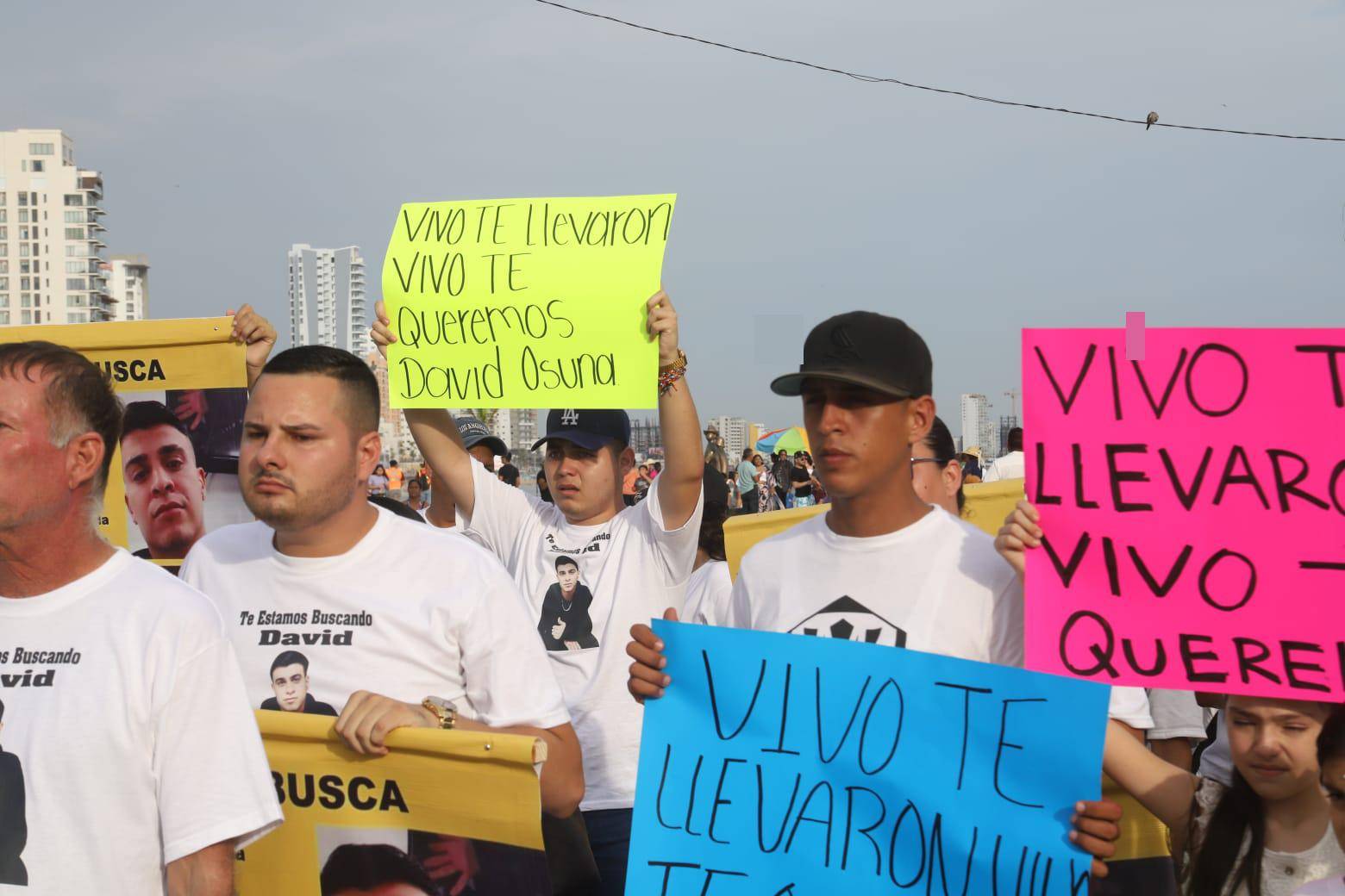 $!Protestan en Mazatlán para exigir que aparezca David, desaparecido el 19 de julio